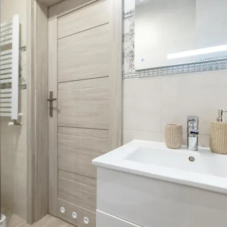 Yagi Z Bezplatnym Parkingiem Nad Morzem Epapartamenty *