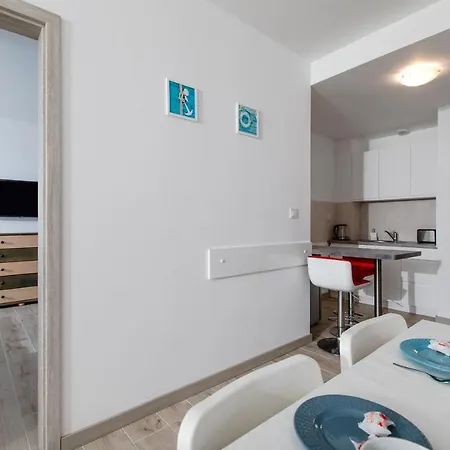 Yagi Z Bezplatnym Parkingiem Nad Morzem Epapartamenty