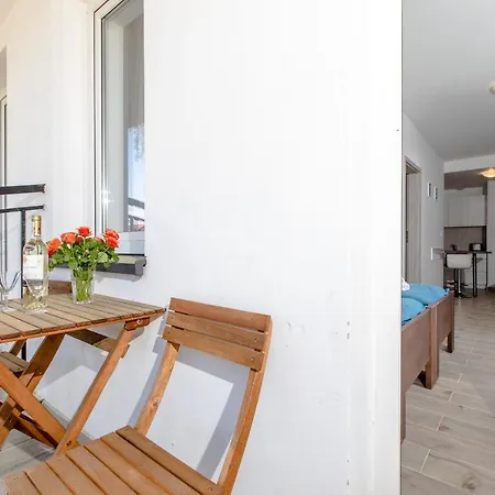 Apartment Yagi Z Bezplatnym Parkingiem Nad Morzem Epapartamenty *
