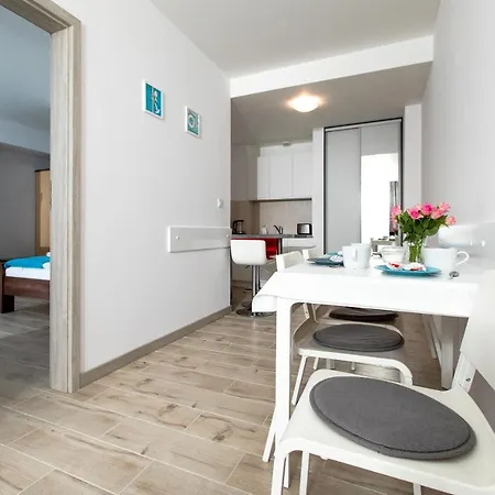 Yagi Z Bezplatnym Parkingiem Nad Morzem Epapartamenty