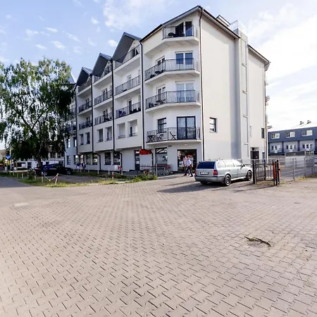 Yagi Z Bezplatnym Parkingiem Nad Morzem Epapartamenty Apartment Dziwnowek